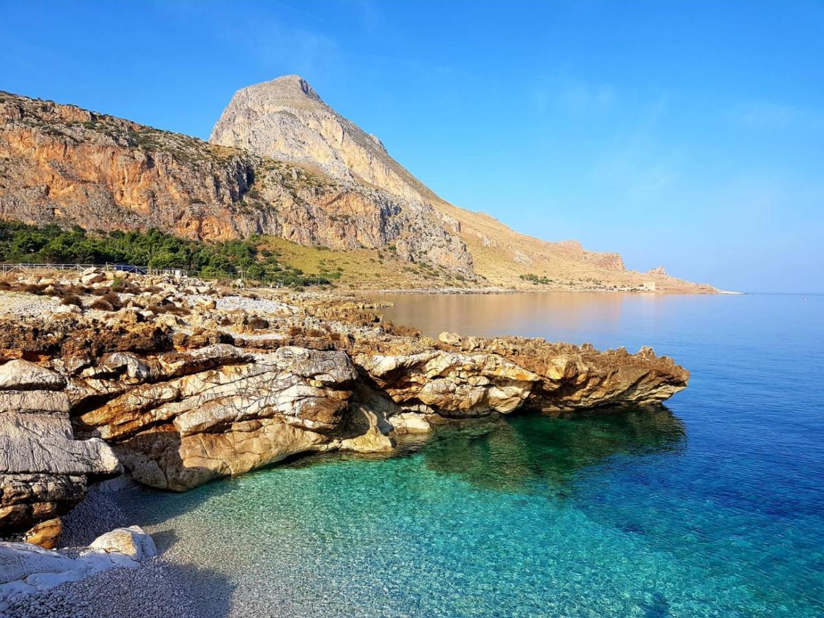 卡斯泰卢佐 Cala Di Ponente酒店 外观 照片