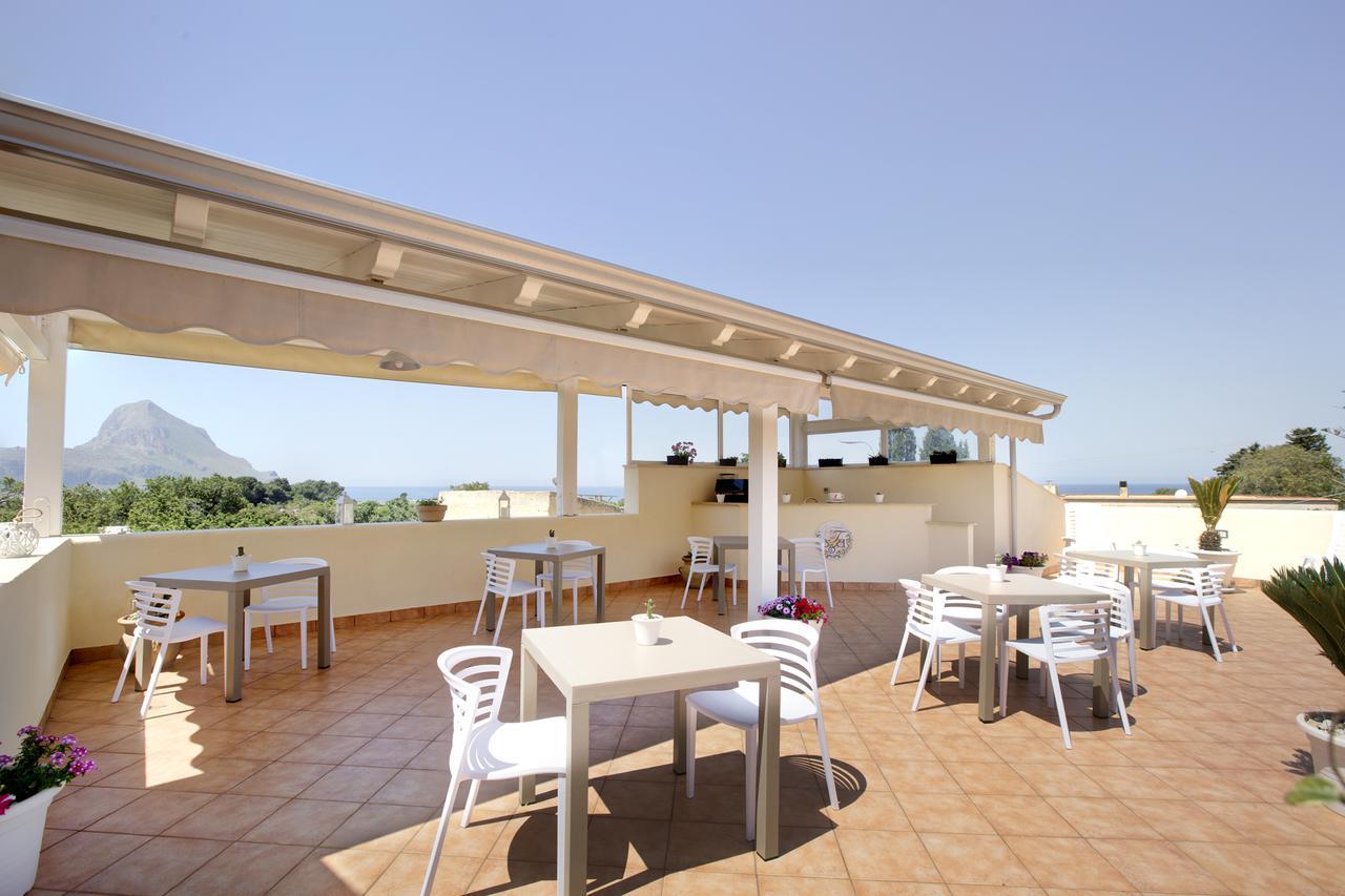 卡斯泰卢佐 Cala Di Ponente酒店 外观 照片