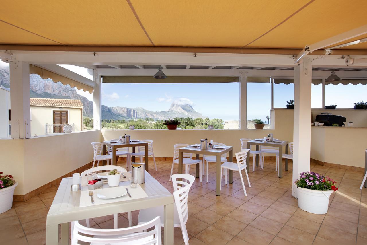 卡斯泰卢佐 Cala Di Ponente酒店 外观 照片